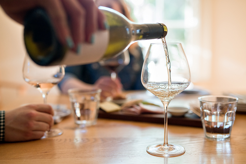 LMR_PortfolioTasting_2020-8730_WEB Wine tasting